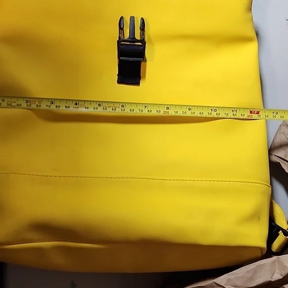 Hunter Yellow Women's Backpack - Picture 6 of 8